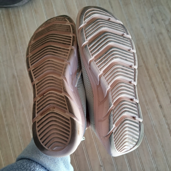 Skechers BOBS Step And Go 117122/NAT Natural Comfort Lightweight Slip In Sneaker - Picture 11 of 11